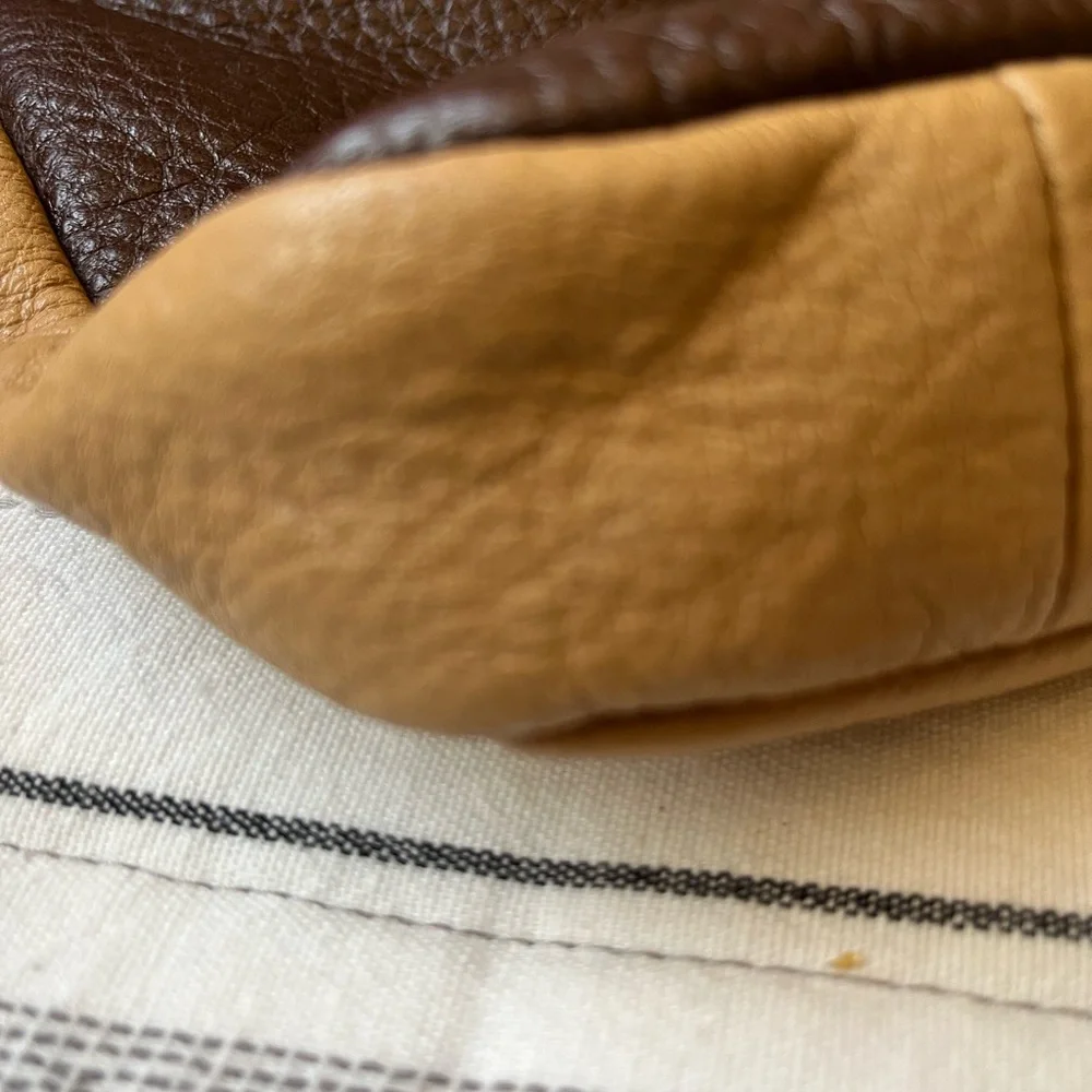 EUC Fossil Leather Tote/Crossbody - Picture 8 of 8